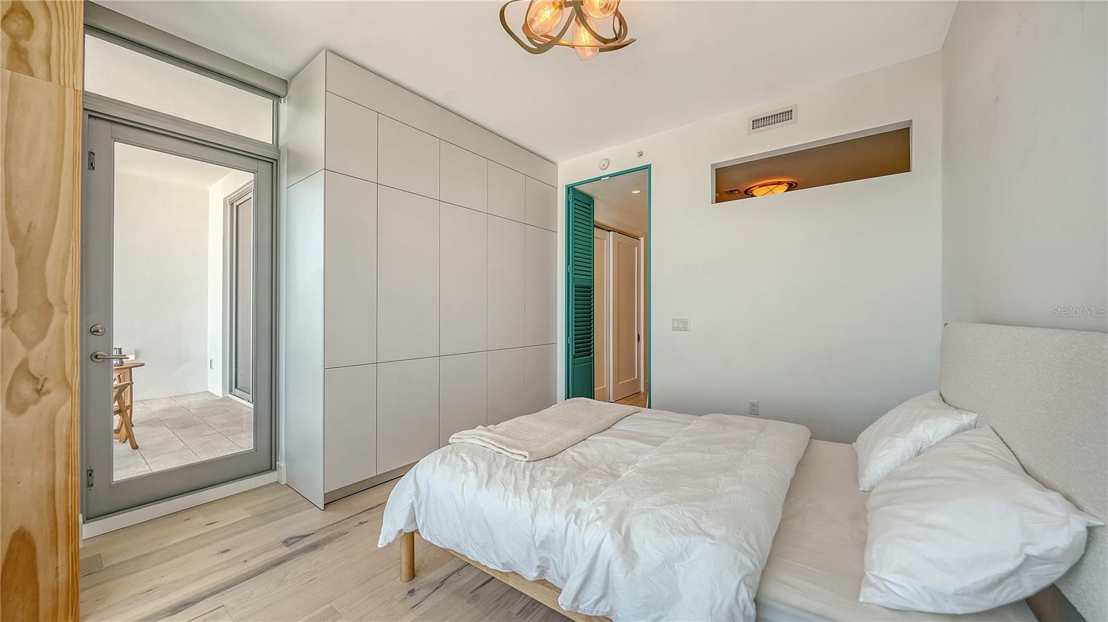 111 S PINEAPPLE AVE #1103