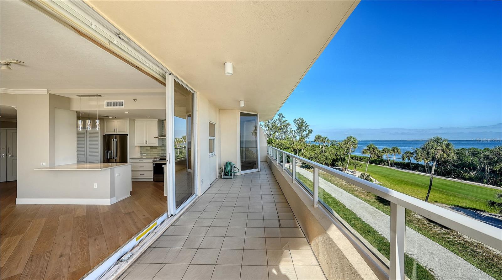 3080 GRAND BAY BLVD #516