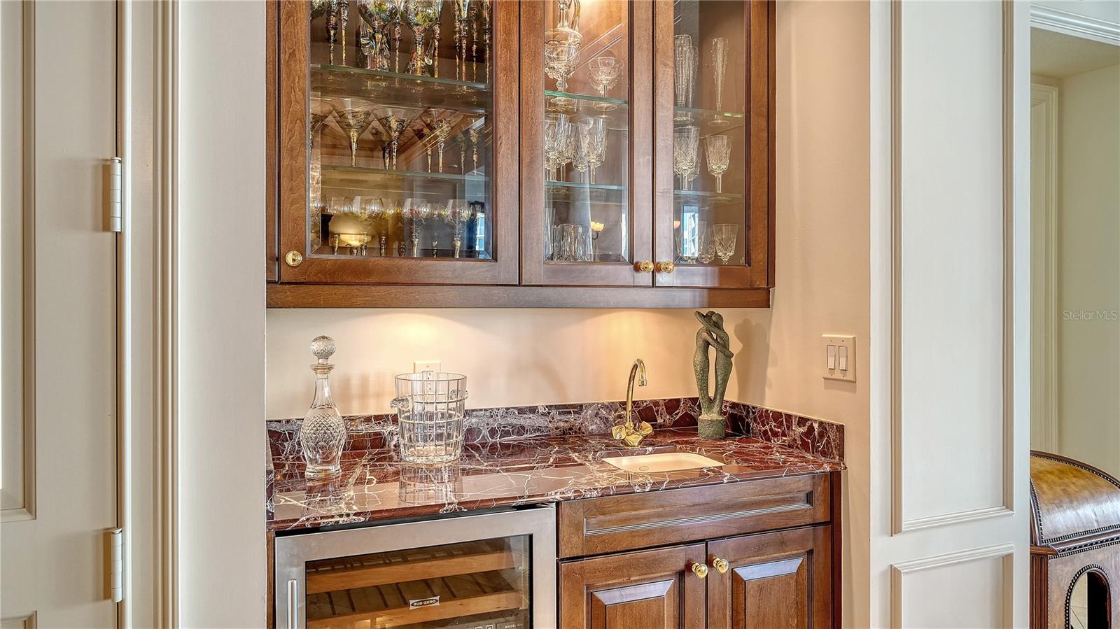 1300 BENJAMIN FRANKLIN DR #505