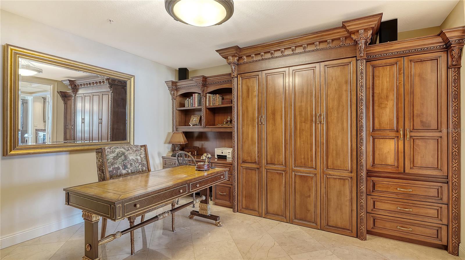 1300 BENJAMIN FRANKLIN DR #505