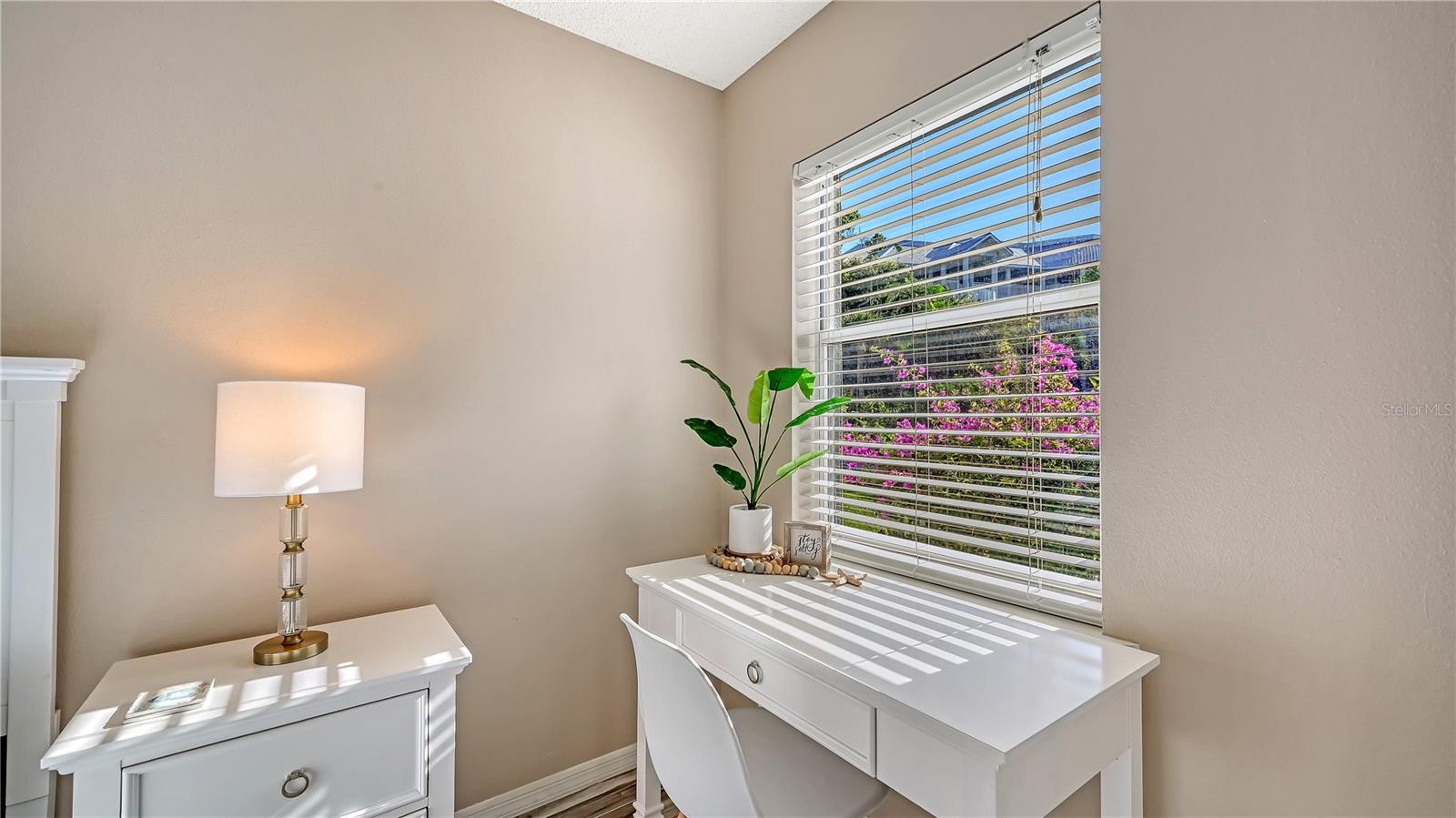 1328 SIESTA BAYSIDE DR #1328C