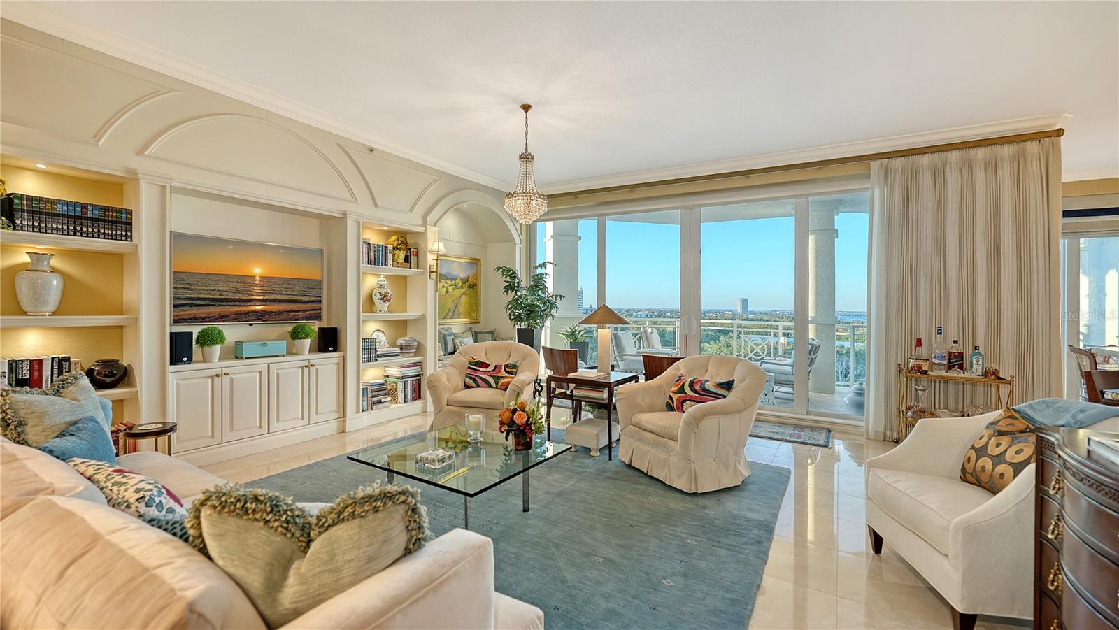 2050 BENJAMIN FRANKLIN DR #B704