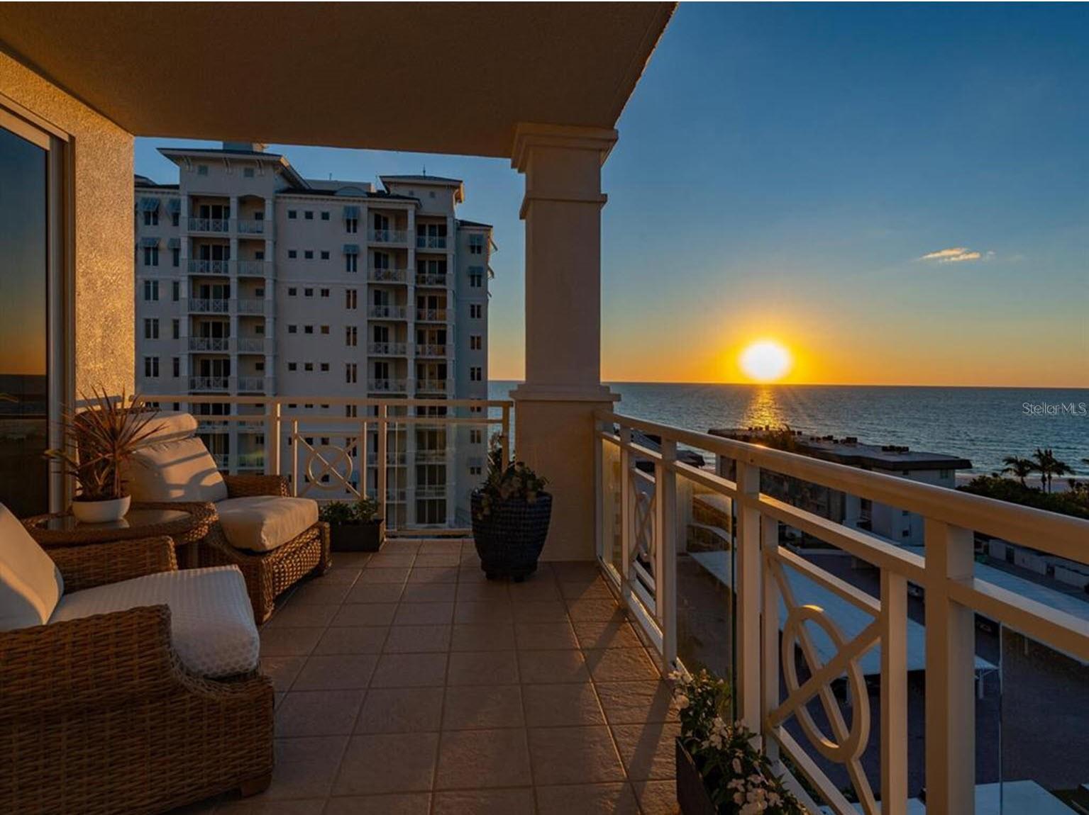 2050 BENJAMIN FRANKLIN DR #B704