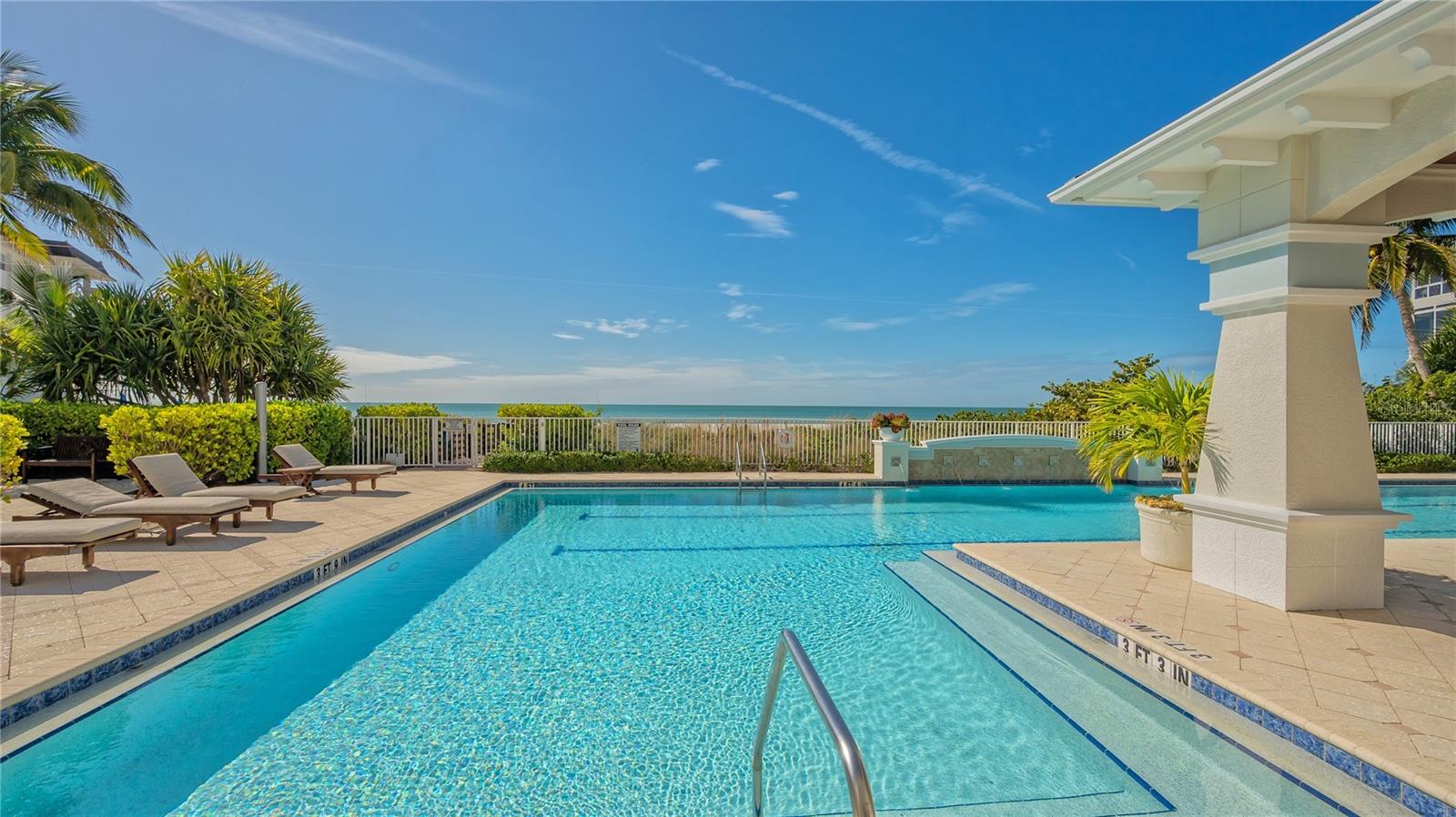 2050 BENJAMIN FRANKLIN DR #B704