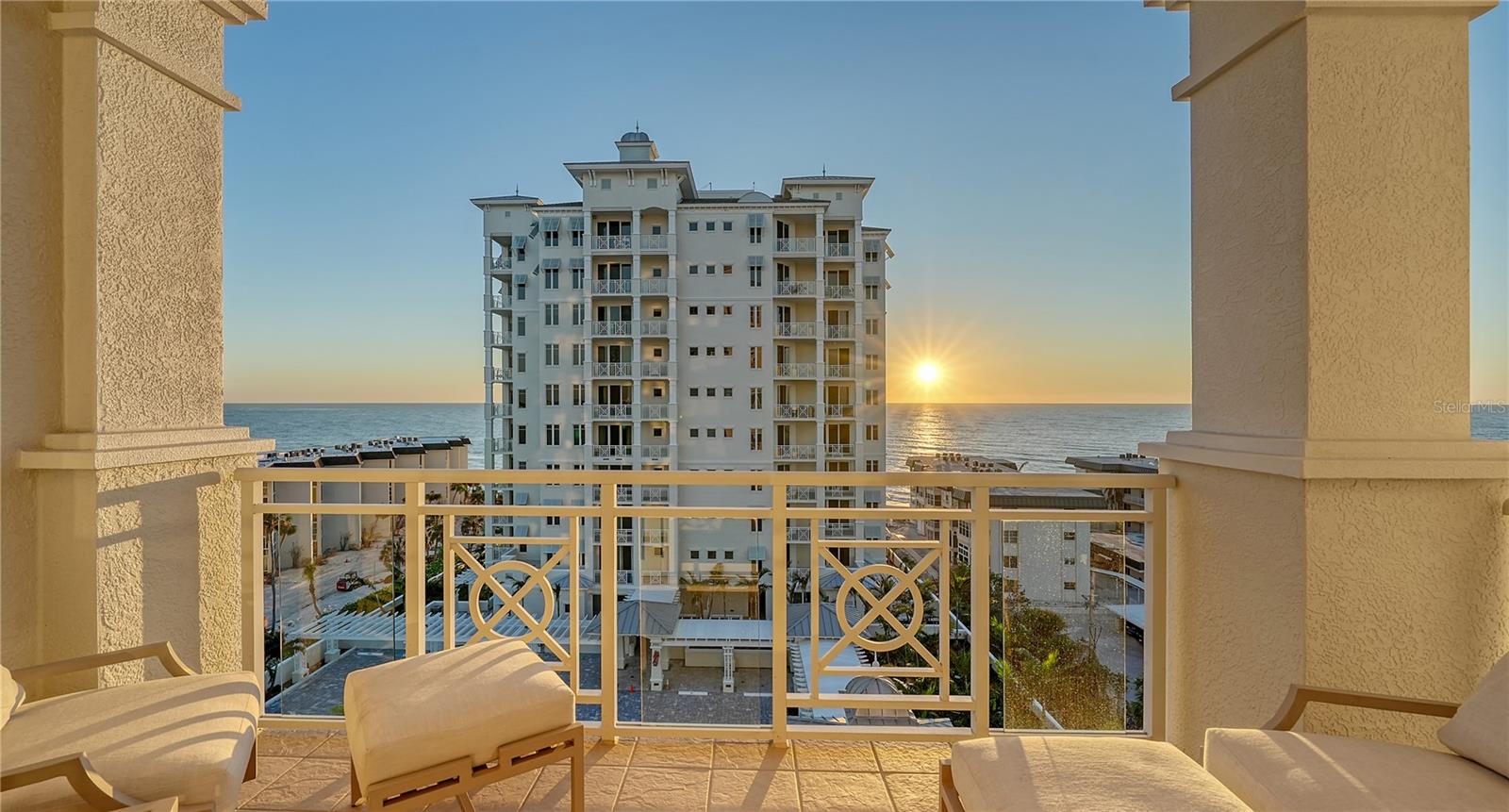 2050 BENJAMIN FRANKLIN DR #B704