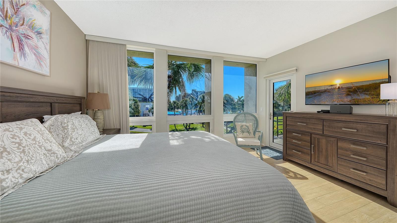 1125 GULF OF MEXICO DR #101