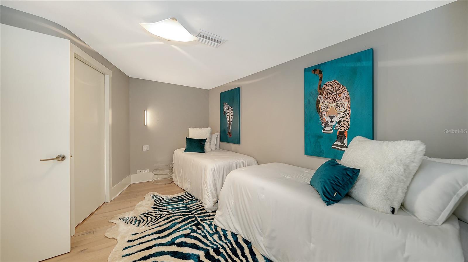 800 N TAMIAMI TRL #505/507