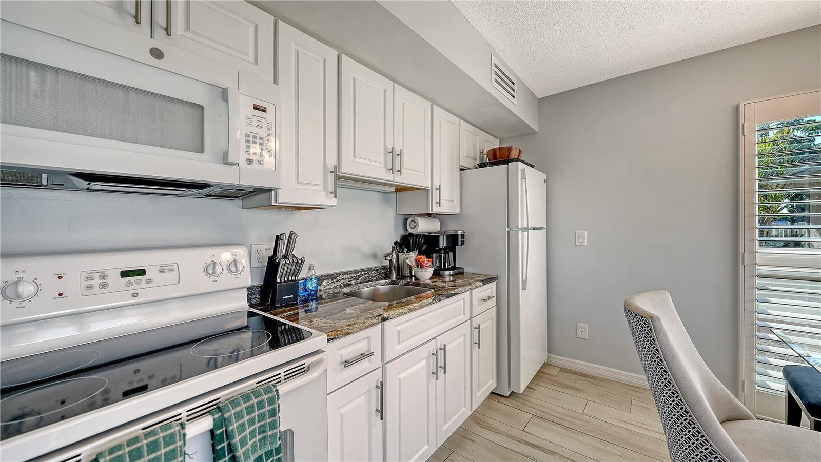 4235 GULF OF MEXICO DR #T101