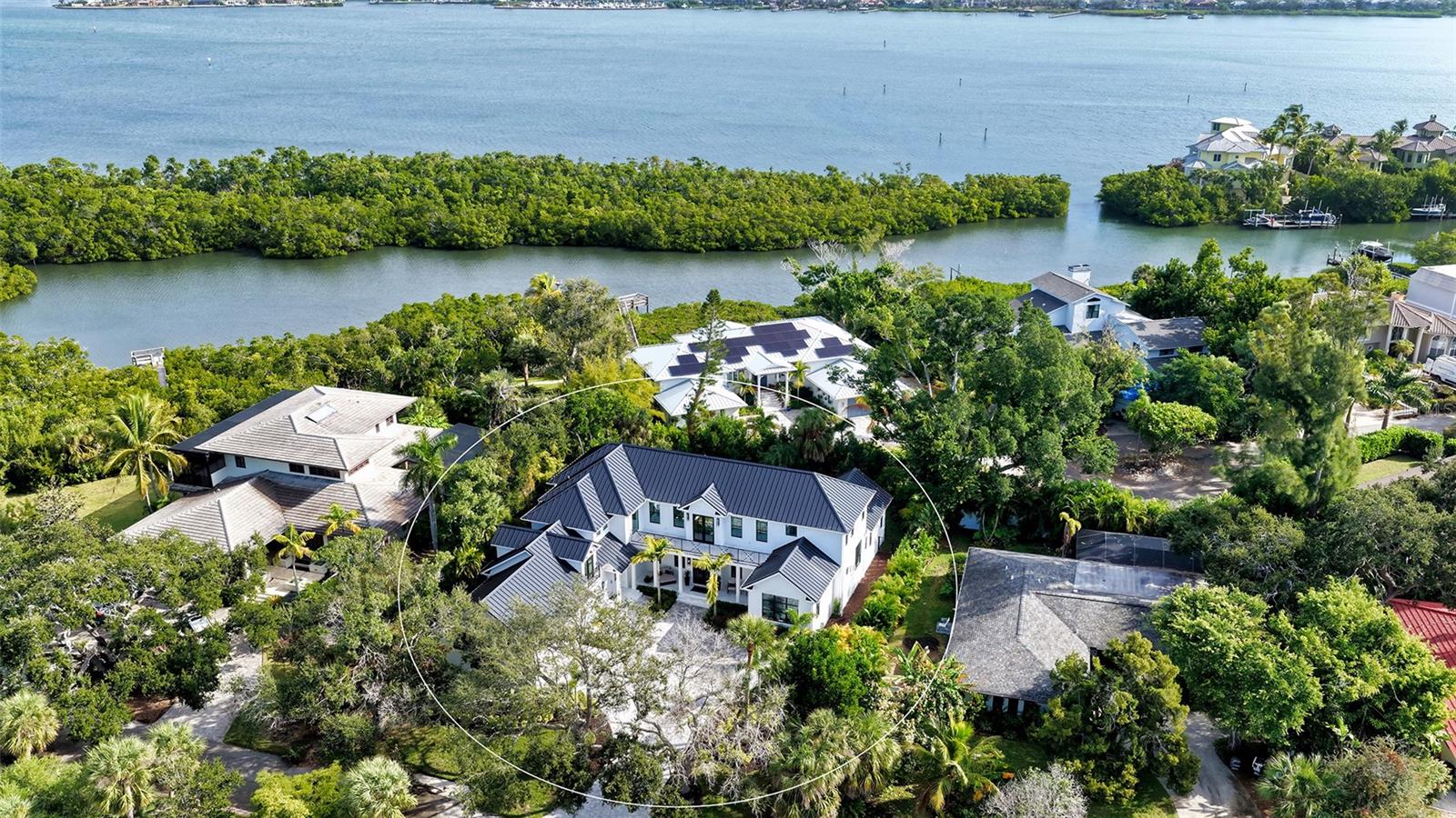 656 TROPICAL CIR