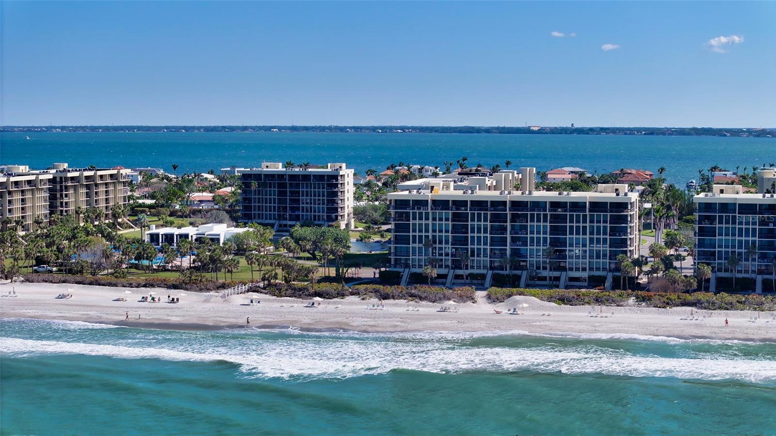 1055 GULF OF MEXICO DR #402