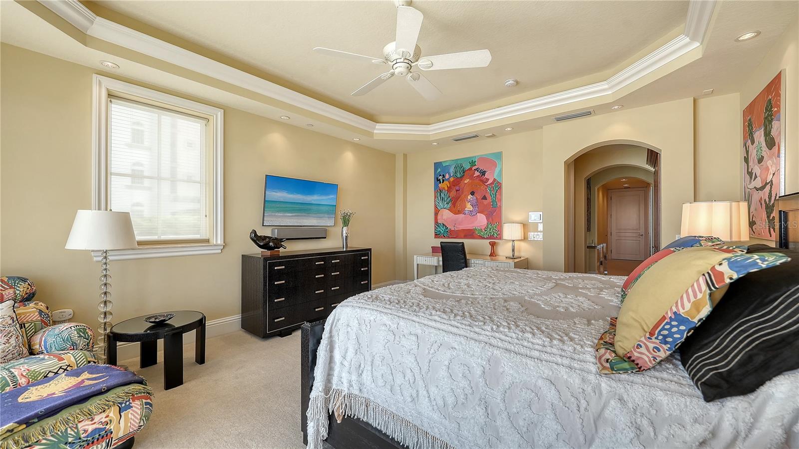 464 GOLDEN GATE PT #304