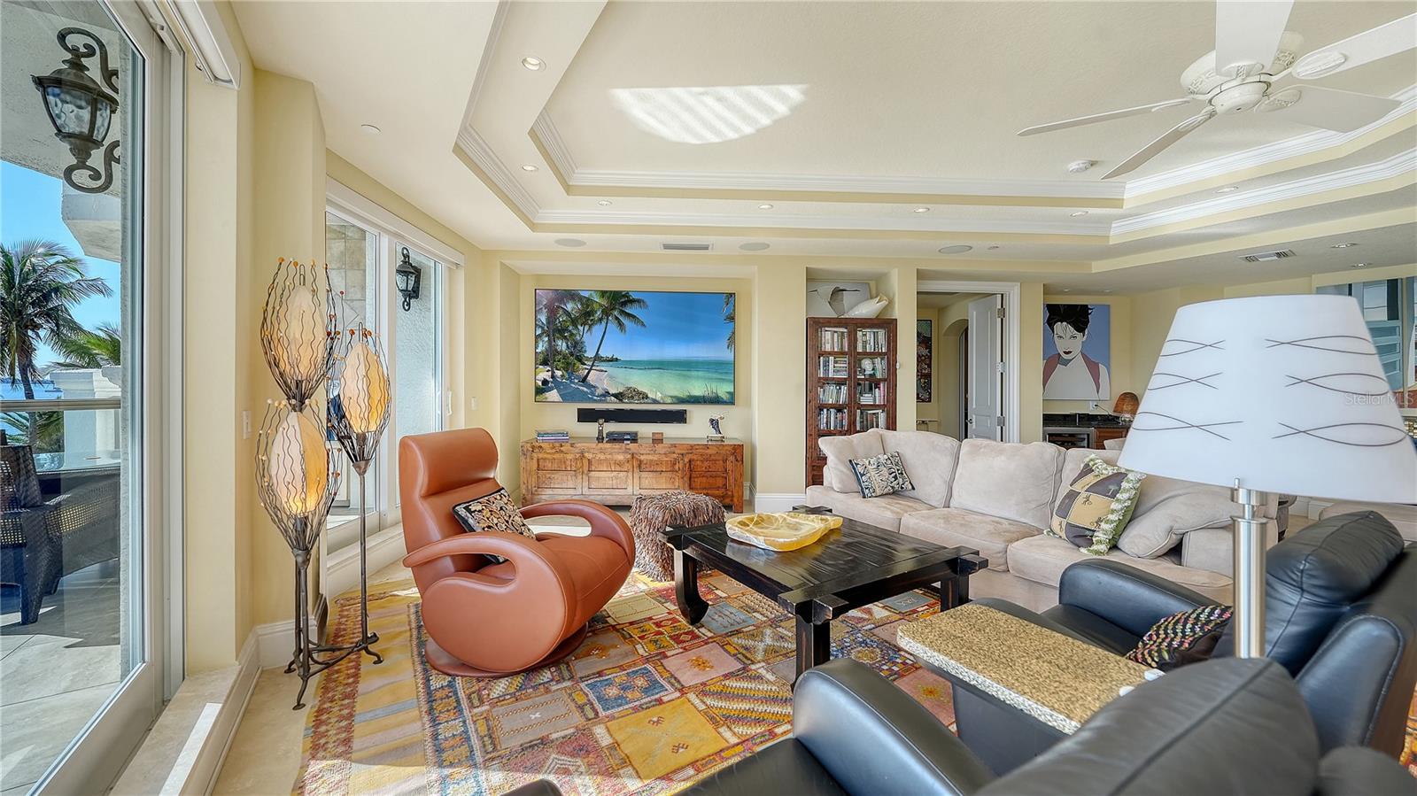 464 GOLDEN GATE PT #304