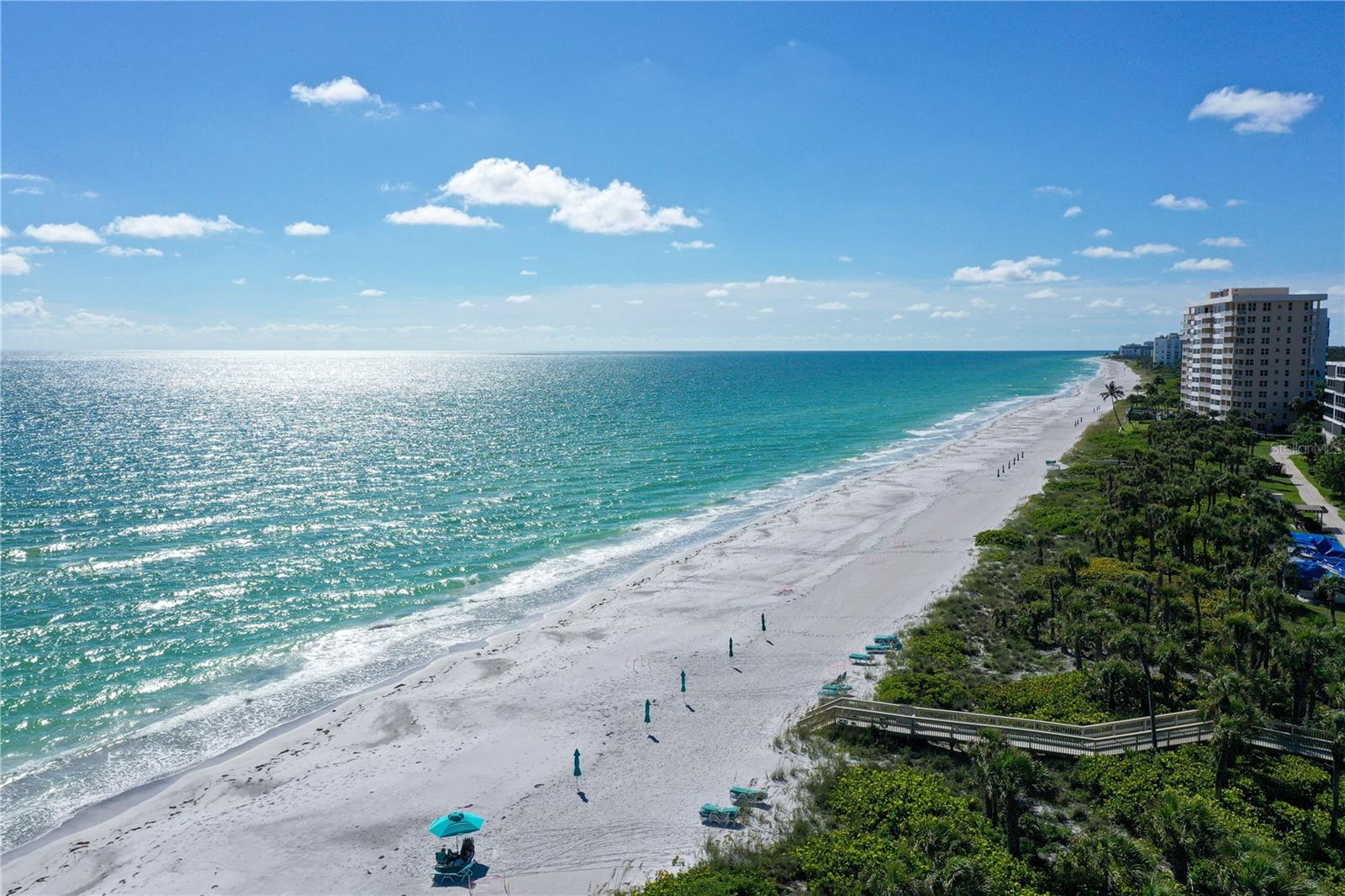 565 SANCTUARY DR #B506