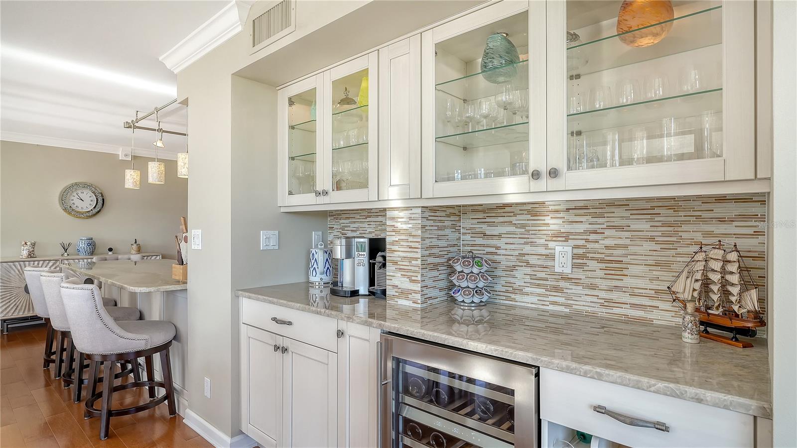 775 LONGBOAT CLUB RD #204