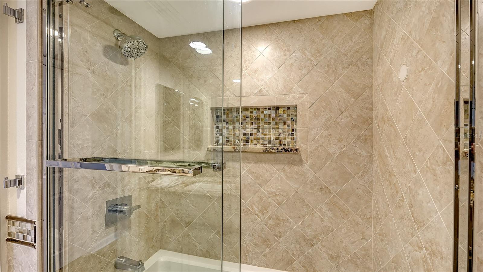 775 LONGBOAT CLUB RD #204