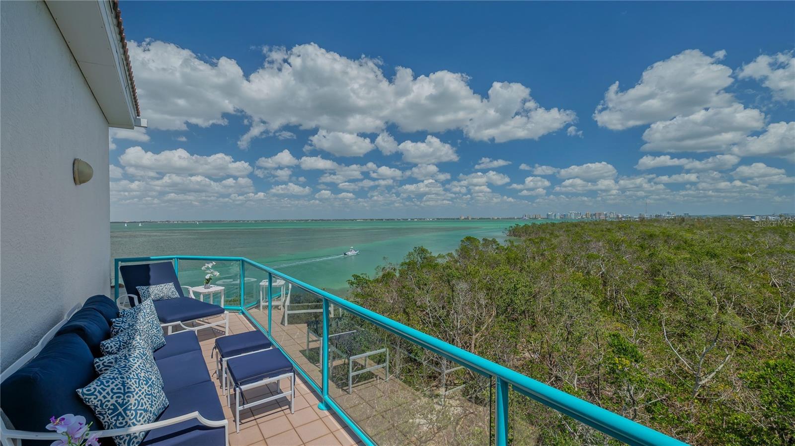 340 GULF OF MEXICO DR #136