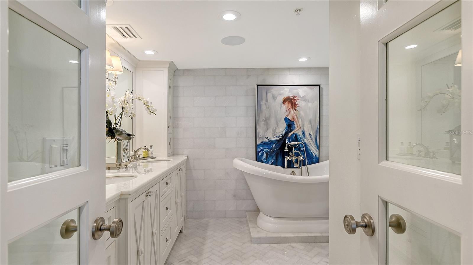 340 GULF OF MEXICO DR #136