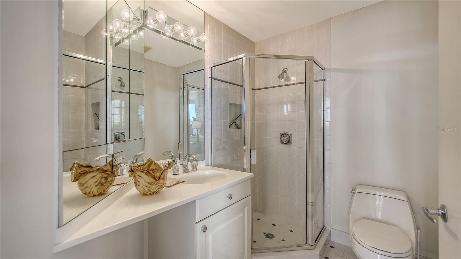 3060 GRAND BAY BLVD #195