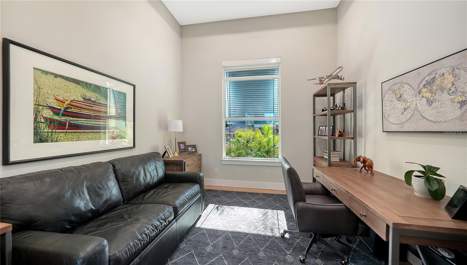 1739 LITTLE POINTE CIR