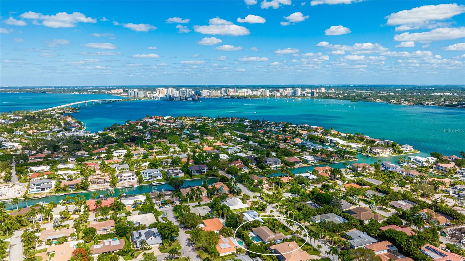 526 BIRD KEY DR