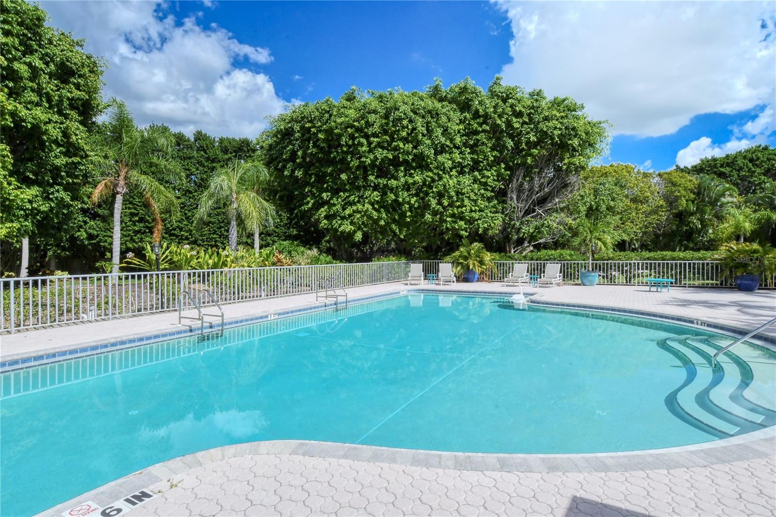 3548 FAIR OAKS LN