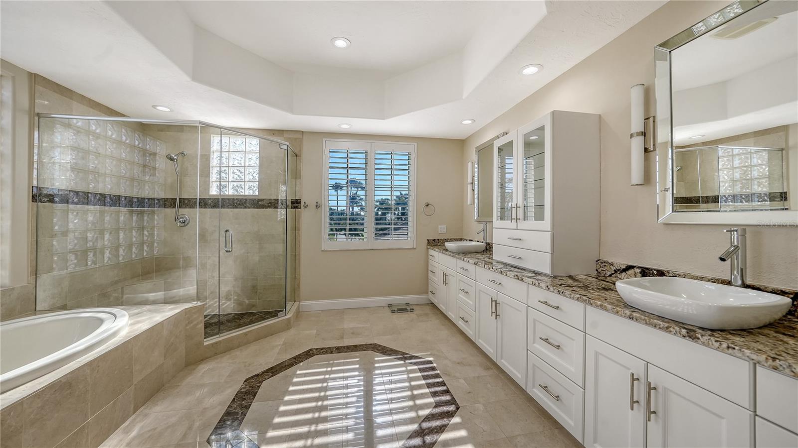 3548 FAIR OAKS LN