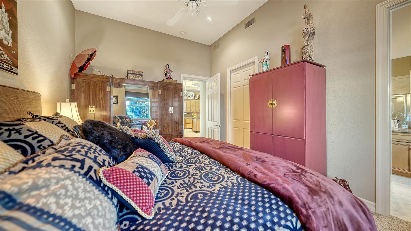 8017 MANASOTA KEY RD