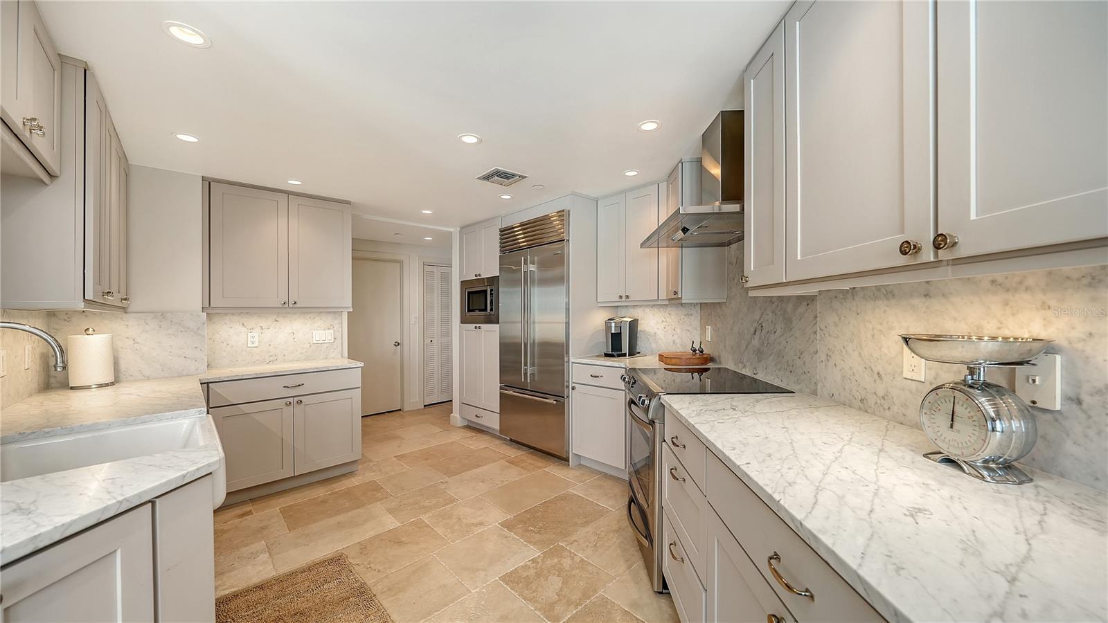 1211 GULF OF MEXICO DR #610