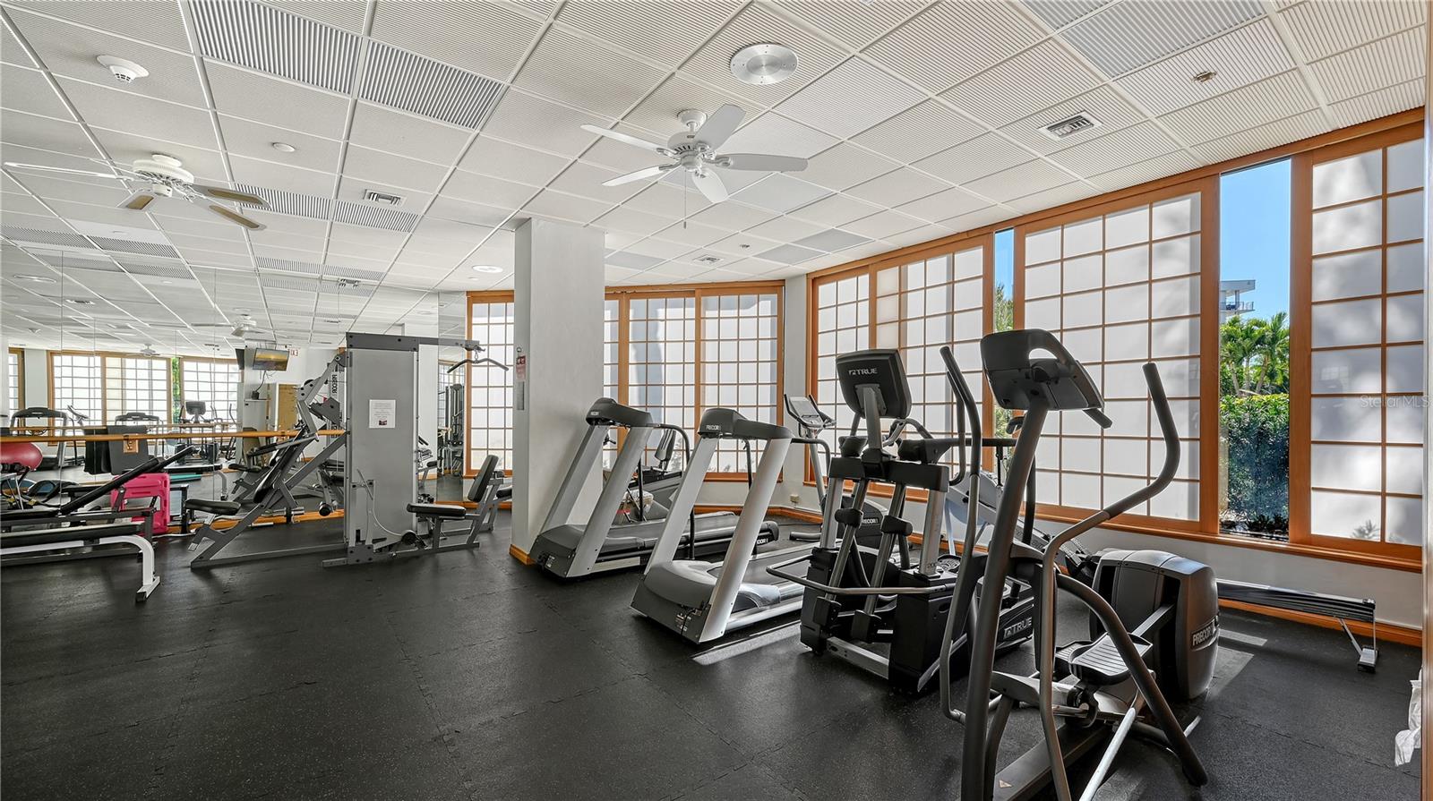 1211 GULF OF MEXICO DR #610