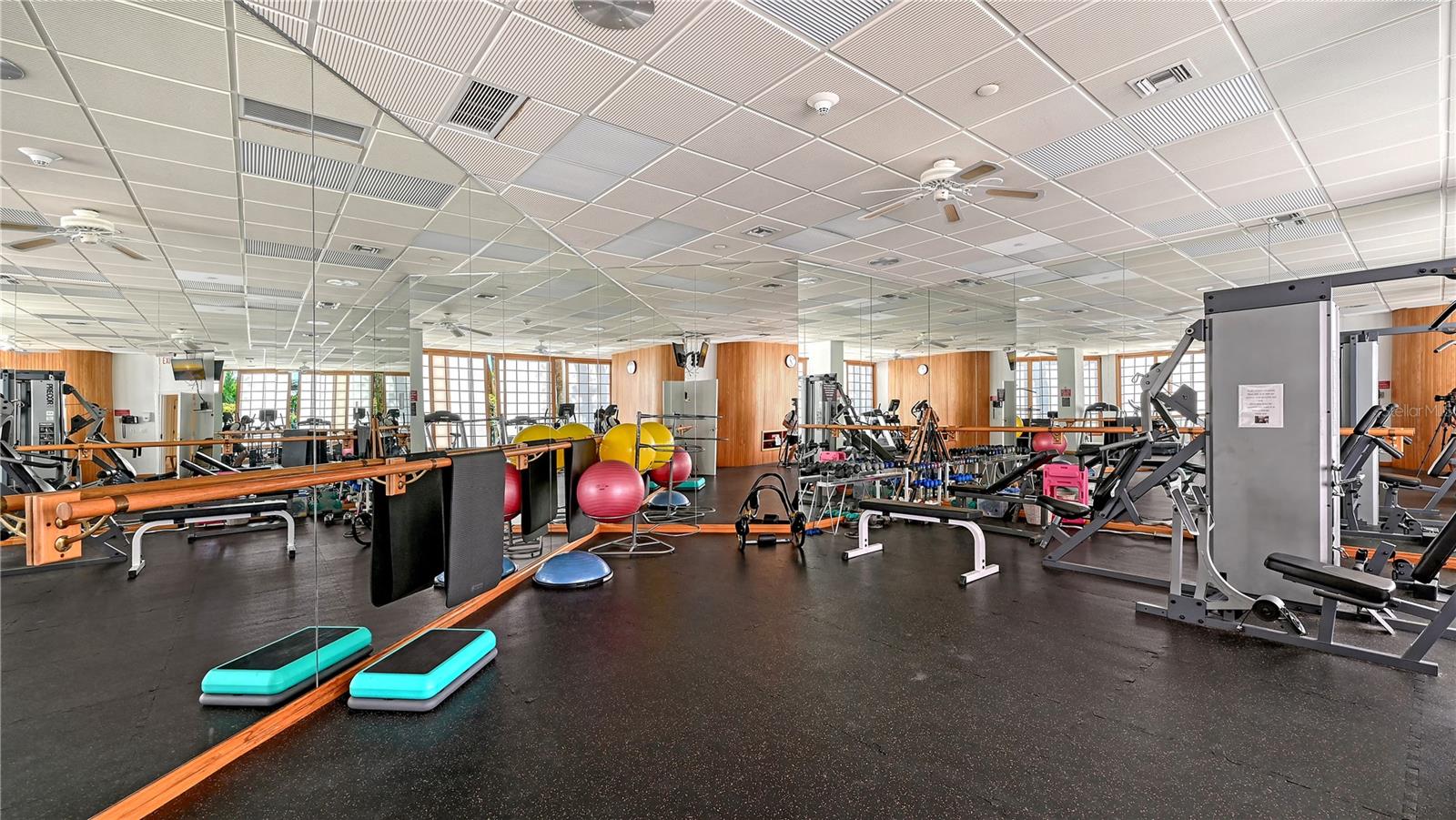 1211 GULF OF MEXICO DR #610