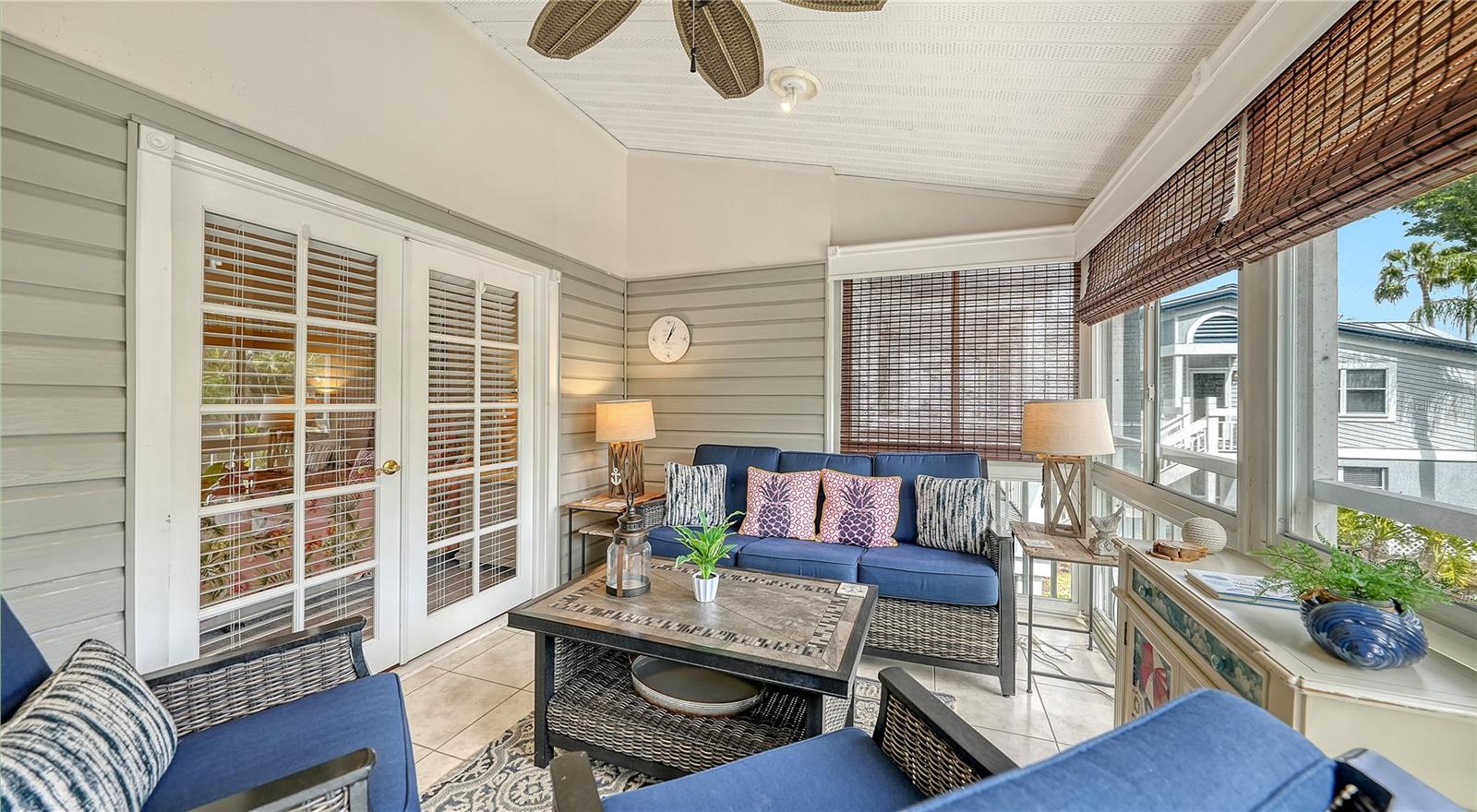 1350 SIESTA BAYSIDE DR #1350B