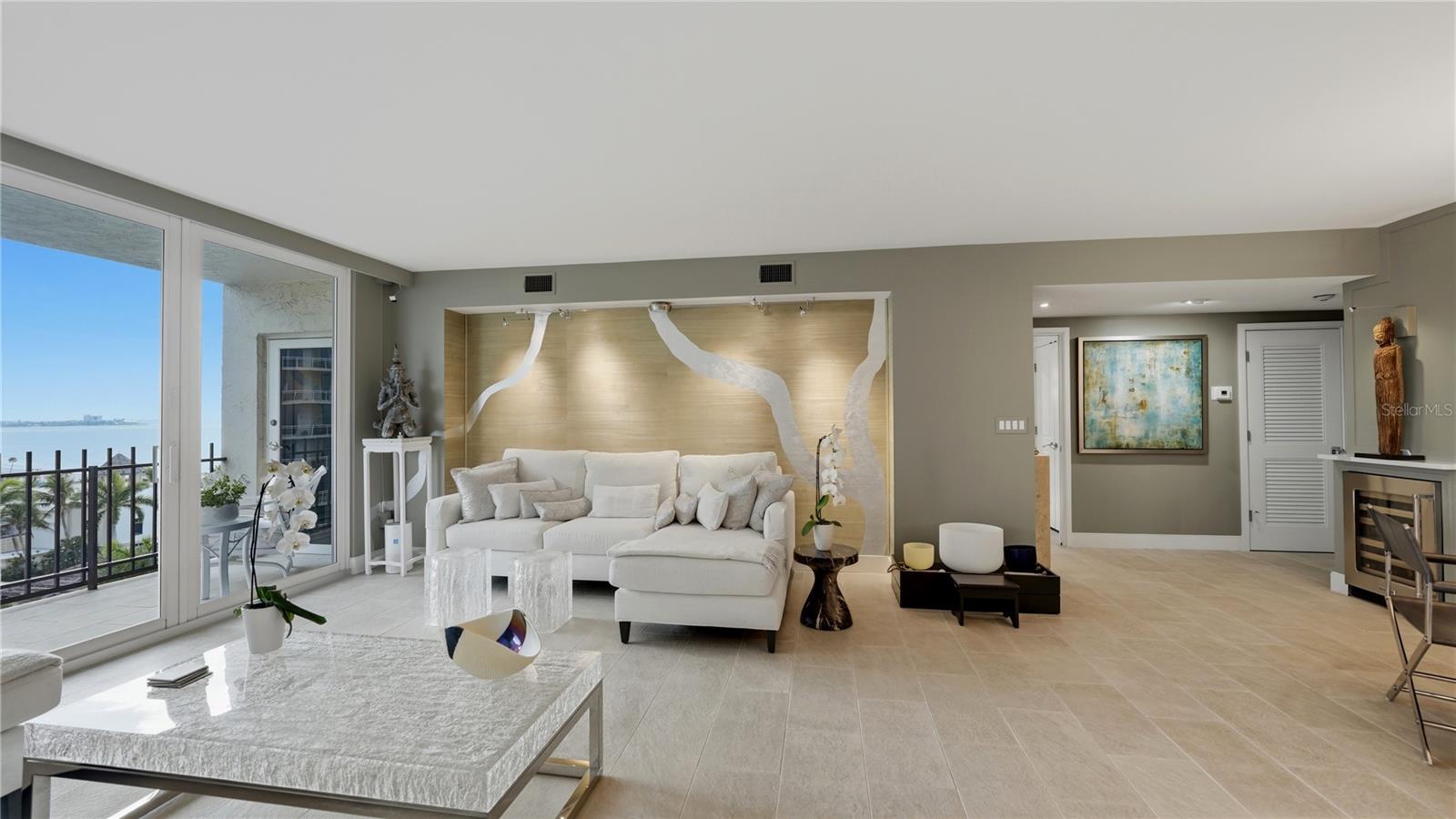 1212 BENJAMIN FRANKLIN DR #907