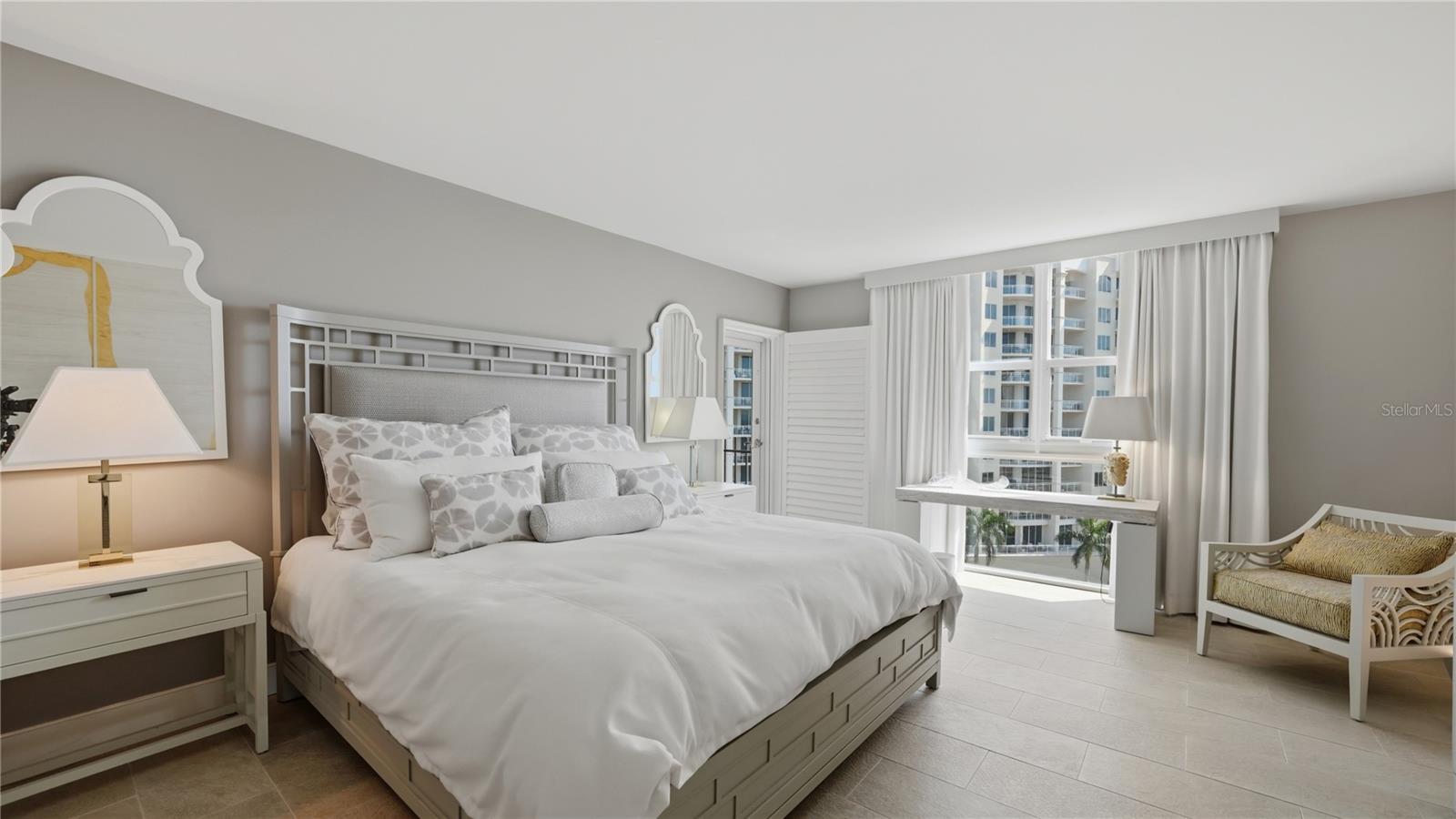 1212 BENJAMIN FRANKLIN DR #907