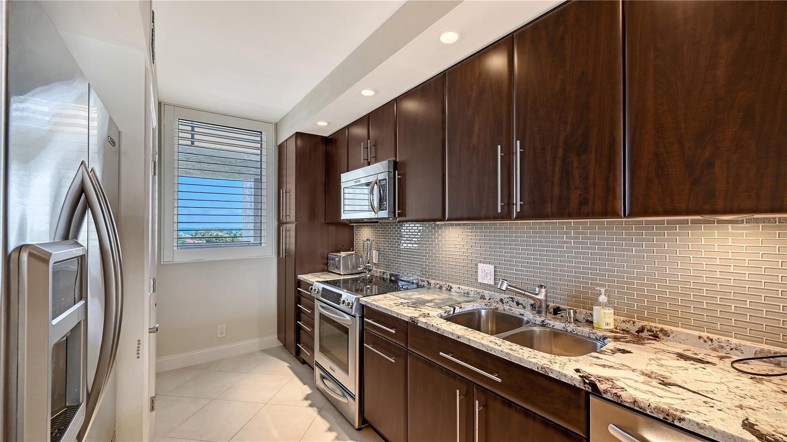1145 GULF OF MEXICO DR #503