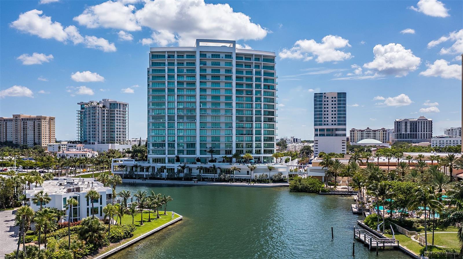 401 QUAY COMMONS #805