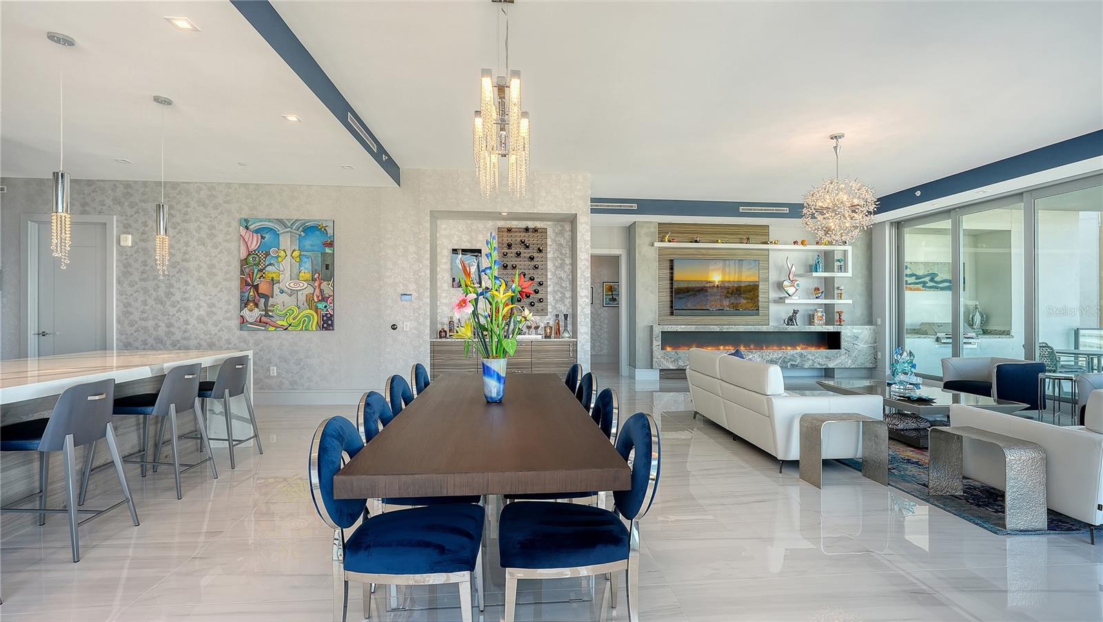 401 QUAY COMMONS #805