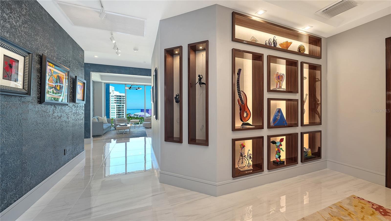 401 QUAY COMMONS #805