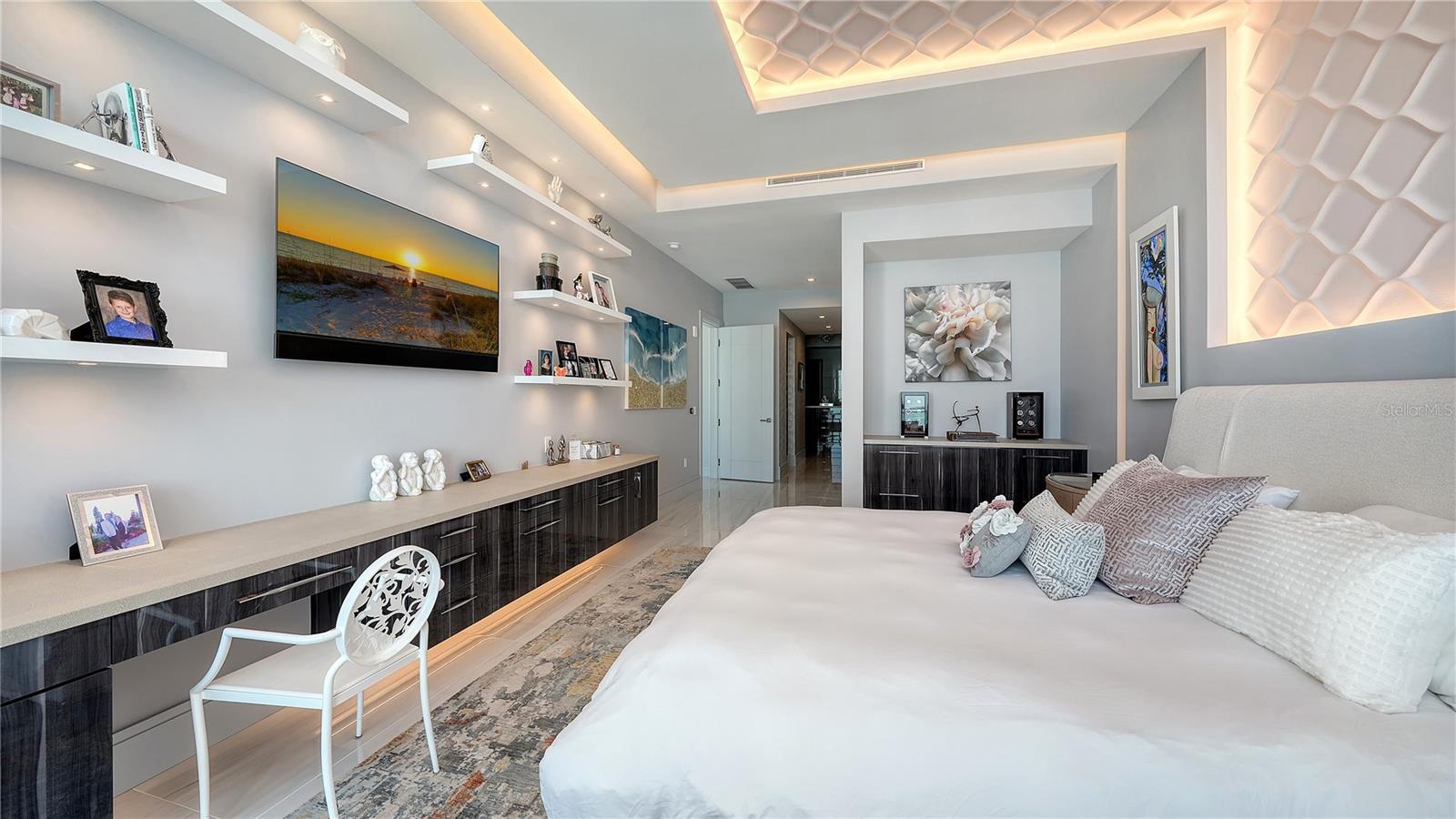 401 QUAY COMMONS #805