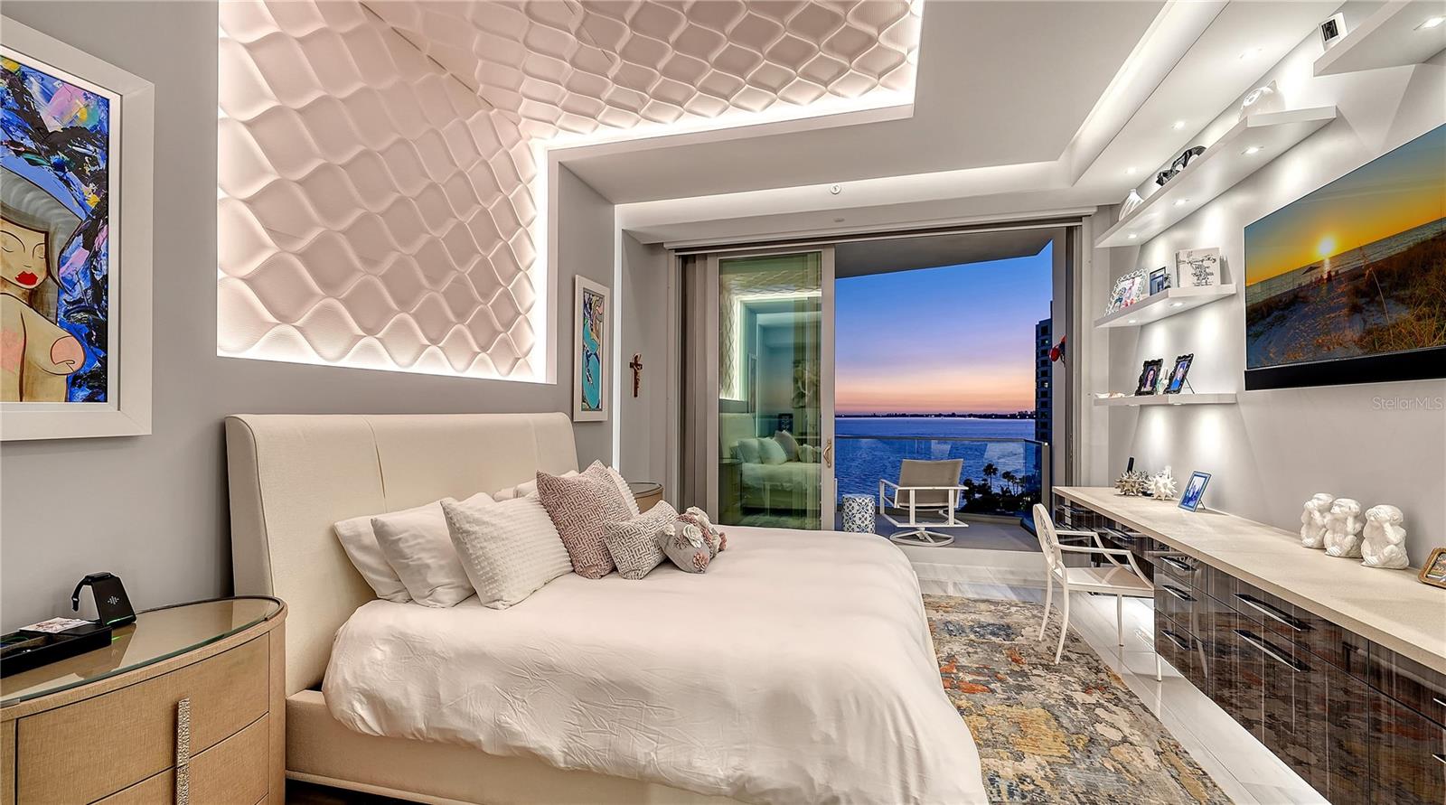 401 QUAY COMMONS #805