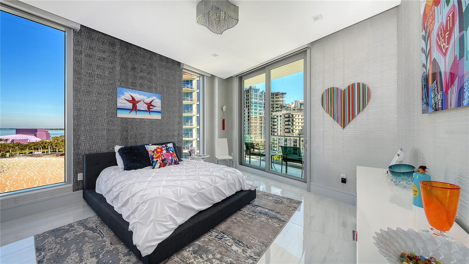 401 QUAY COMMONS #805