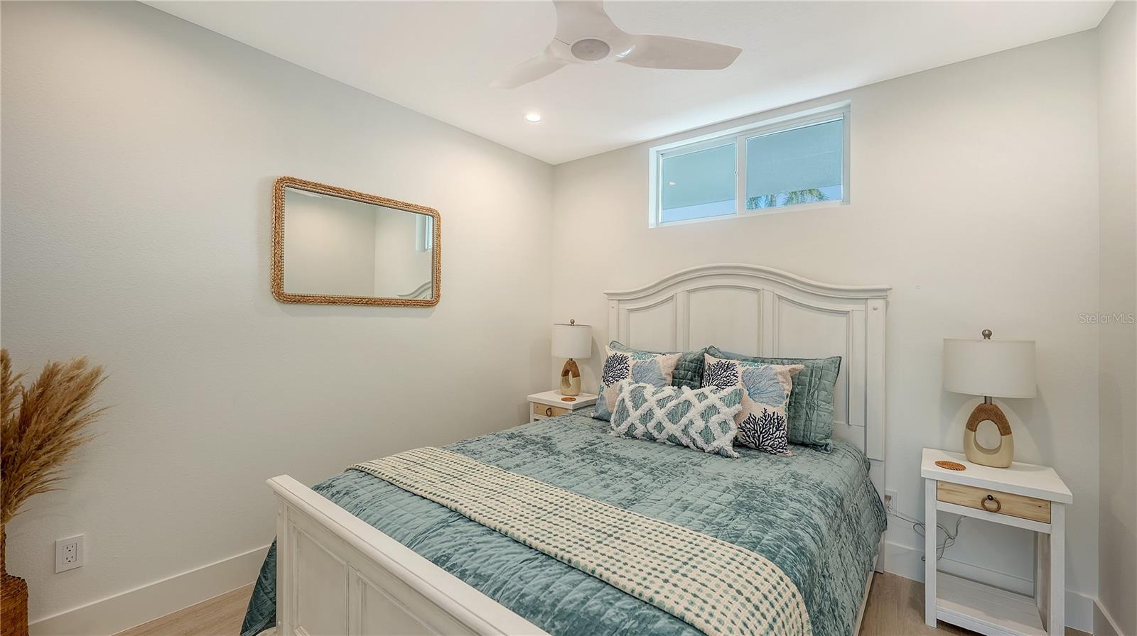 100 SANDS POINT RD #114