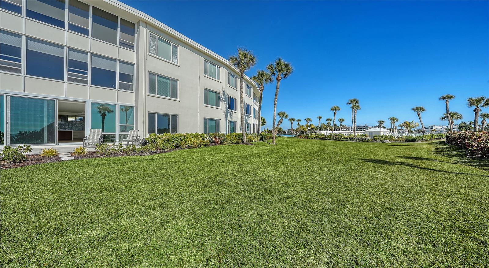 100 SANDS POINT RD #114