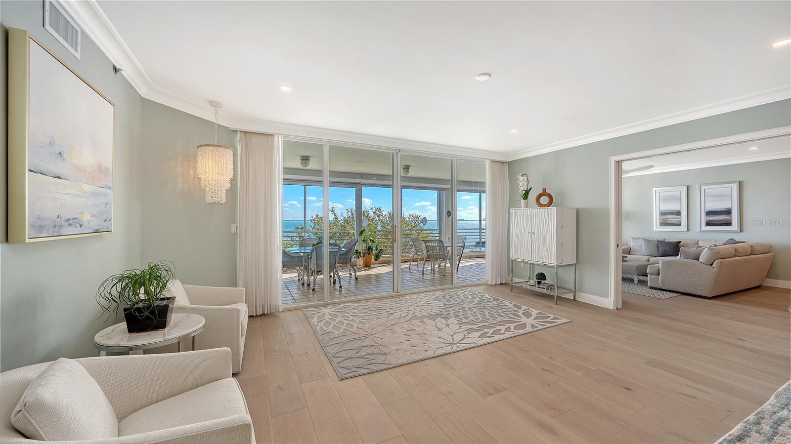 2410 HARBOURSIDE DR #142