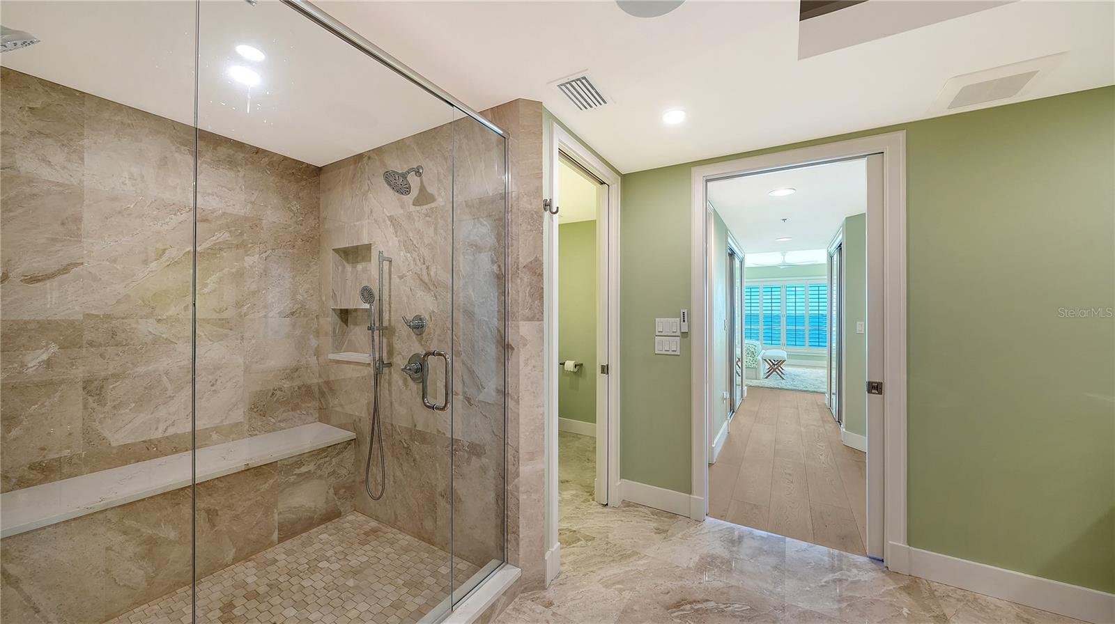 2410 HARBOURSIDE DR #142