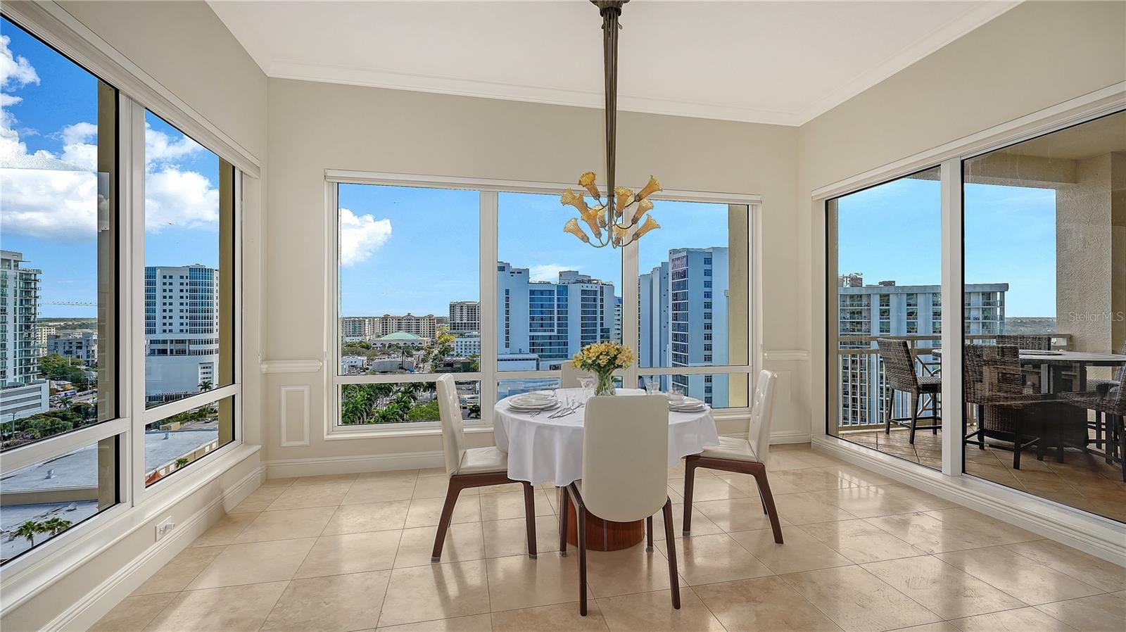 35 WATERGATE DR #1506