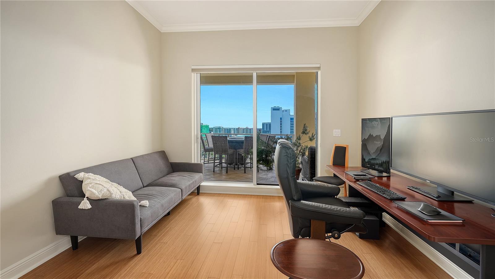 35 WATERGATE DR #1506