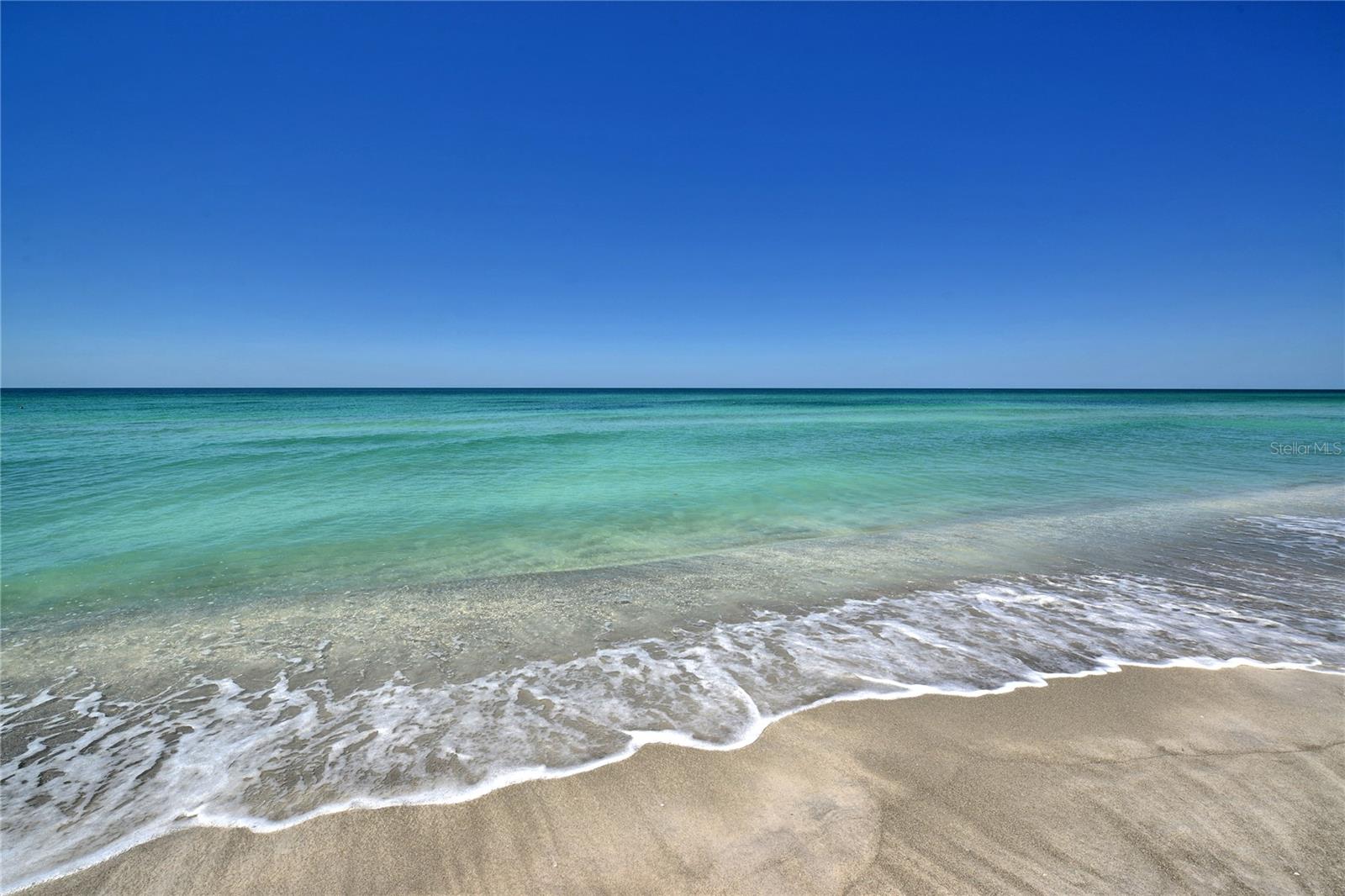 35 WATERGATE DR #1506