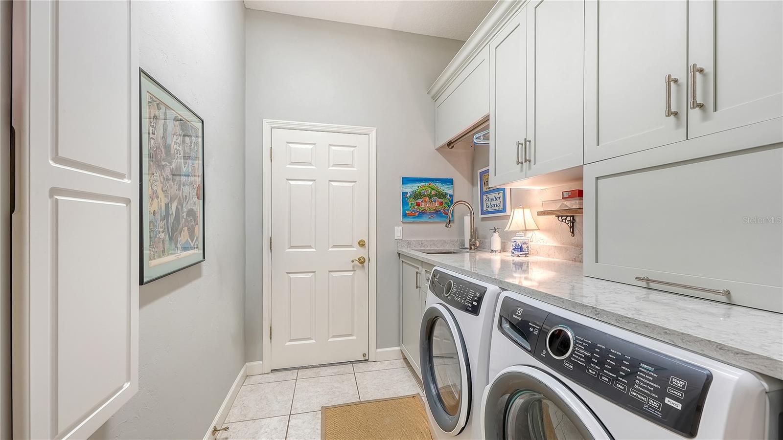 7809 ALLEN ROBERTSON PL