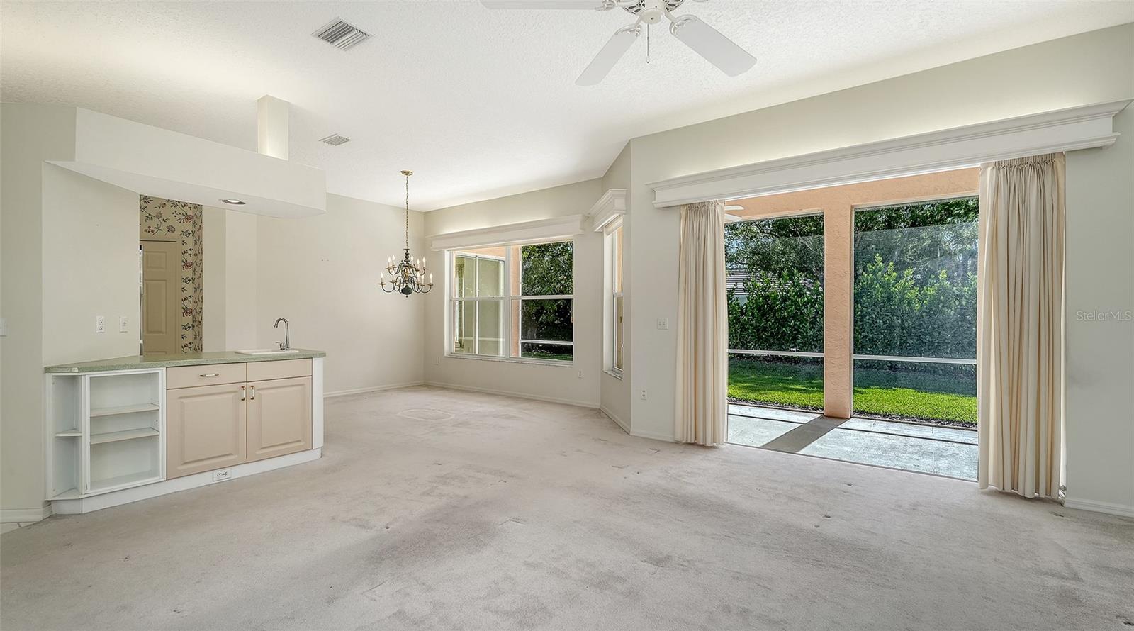 3295 ALEX FINDLAY PL