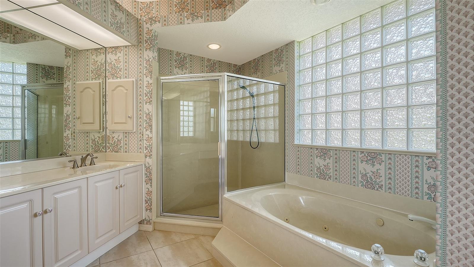 3295 ALEX FINDLAY PL